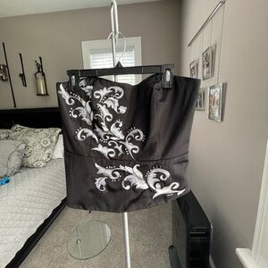White House Black Market Embroidered Vintage Corset top, 12